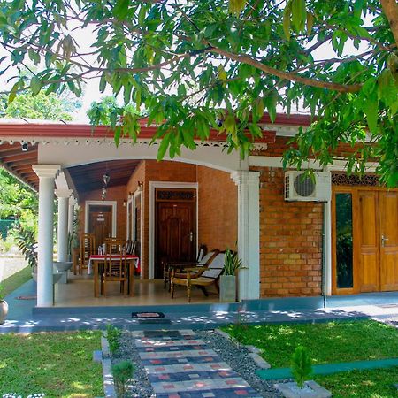 Sigiri Thilanka Rest Sigiriya Hotel Exterior photo